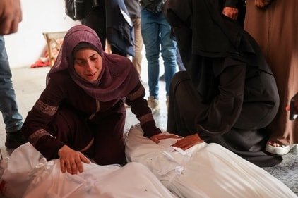 गाजा में इजरायली हमले में 4 बच्चे सहित एक ही परिवार के 6 लोगों की मौत, हमास प्रवक्ता भी मारा गया