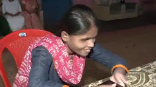 कूड़ेदान से कलेक्टर ऑफिस तक: दृष्टिहीन माला पापलकर की प्रेरणादायक कहानी