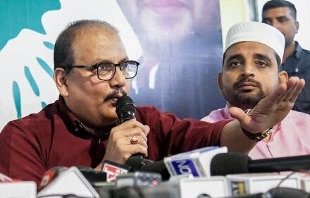 वक्फ संशोधन कानून के खिलाफ सुप्रीम कोर्ट पहुंची RJD, दायर की तीन याचिकाएं