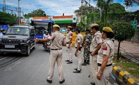 दिल्ली में हाई अलर्ट: अमेरिकी उपराष्ट्रपति वेंस परिवार संग अक्षरधाम मंदिर में करेंगे दर्शन