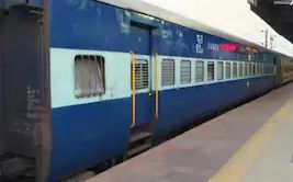 अप्रैल में रद्द रहेंगी ये ट्रेनें: सफर से पहले चेक करें पूरी लिस्ट, नहीं तो हो सकती है परेशानी