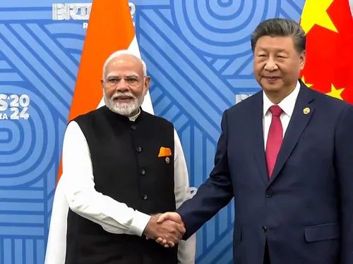 ट्रंप की चेतावनी के बाद चीन ने भारत से की एकजुटता की अपील, कहा- अमेरिका के खिलाफ साथ आएं