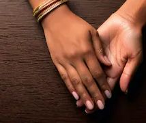 उंगलियों के कांपने को न करें नजरअंदाज: जानिए किन बीमारियों का हो सकता है संकेत