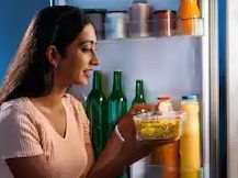 रात में मीठा या नमकीन खाने की तेज क्रेविंग? हो सकती है इन पोषक तत्वों की कमी | जानें उपाय