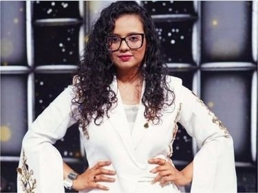 Indian Idol 15 Winner: मानसी घोष ने जीती ट्रॉफी, 25 लाख रुपये और चमचमाती कार | जानें फिनाले की खास बातें