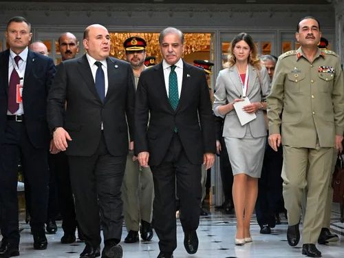 भारत की सख्त कार्रवाई से पाकिस्तान में हड़कंप, एक्सपर्ट बोले– ‘हम कश्मीर रटते रहे, दुनिया भारत के साथ हो गई’