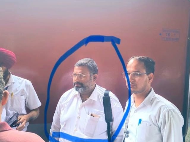 फर्जी DRM बनकर एसी कोच में सफर कर रहा था युवक, टीटीई ने पकड़ा, भोपाल में हुई कार्रवाई