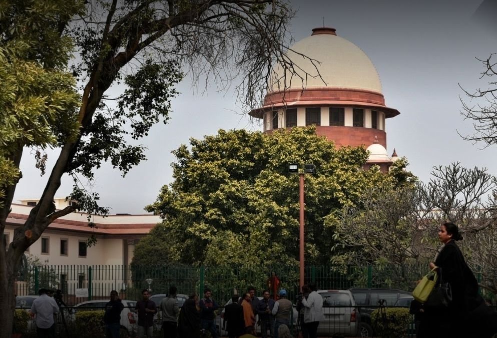 ऑपरेशन सिंदूर में चमकी कर्नल सोफिया कुरैशी, SC ने कहा- महिला सैन्य अधिकारियों का मनोबल नहीं गिरना चाहिए