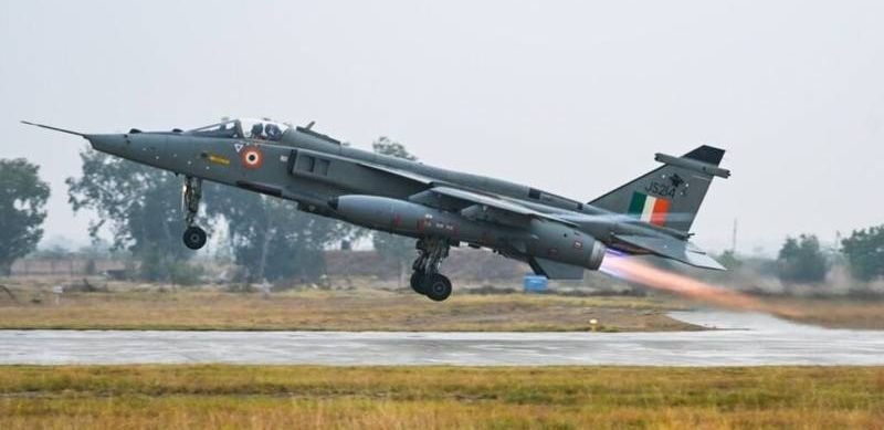 ऑपरेशन सिंदूर के बाद वायुसेना को खुली छूट: LoC पर बढ़ा तनाव, पाकिस्तान को मिलेगा करारा जवाब