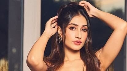 Bhool Chuk Maaf का नया गाना ‘Ting Ling Sajna’ रिलीज: धनश्री वर्मा के आइटम डांस ने मचाया धमाल